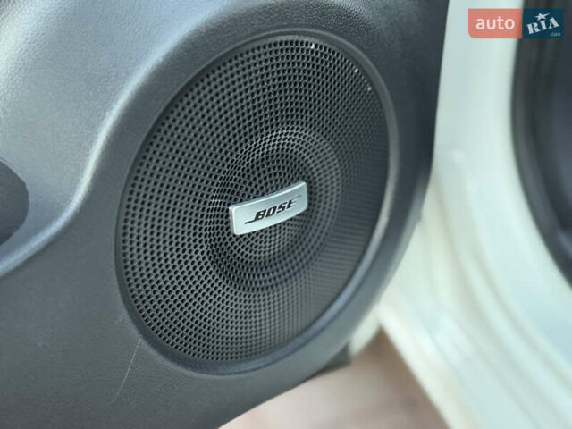 Білий Рено Колеос, об'ємом двигуна 2 л та пробігом 180 тис. км за 12300 $, фото 18 на Automoto.ua