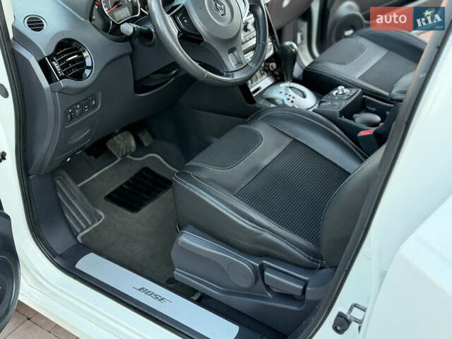 Білий Рено Колеос, об'ємом двигуна 2 л та пробігом 180 тис. км за 12300 $, фото 21 на Automoto.ua