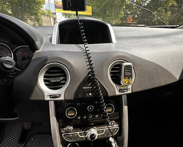 Белый Рено Колеос, объемом двигателя 2 л и пробегом 245 тыс. км за 11000 $, фото 16 на Automoto.ua