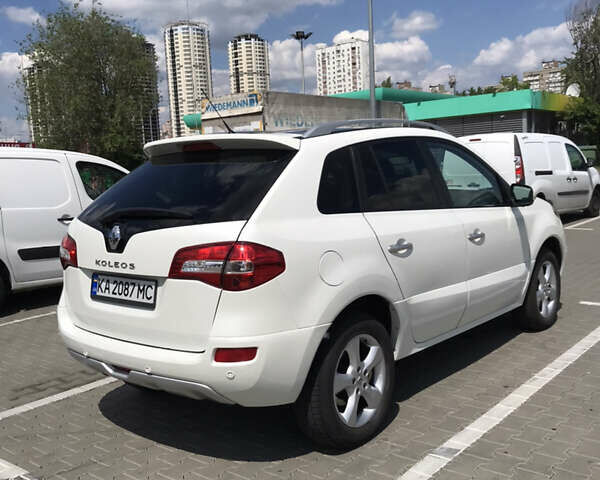 Білий Рено Колеос, об'ємом двигуна 2 л та пробігом 165 тис. км за 12900 $, фото 18 на Automoto.ua