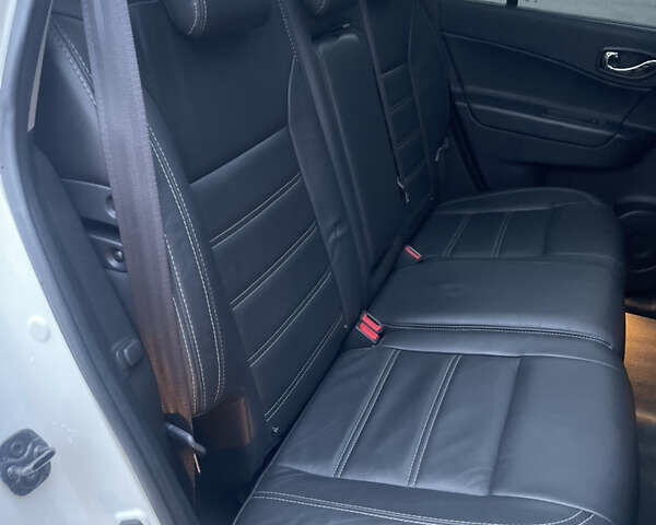 Белый Рено Колеос, объемом двигателя 2 л и пробегом 131 тыс. км за 13800 $, фото 27 на Automoto.ua