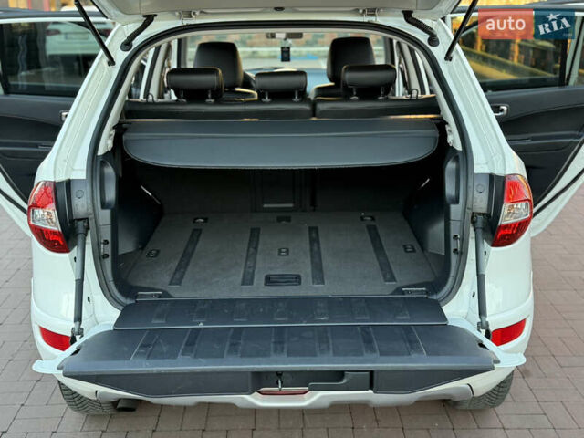 Білий Рено Колеос, об'ємом двигуна 2 л та пробігом 180 тис. км за 12300 $, фото 39 на Automoto.ua