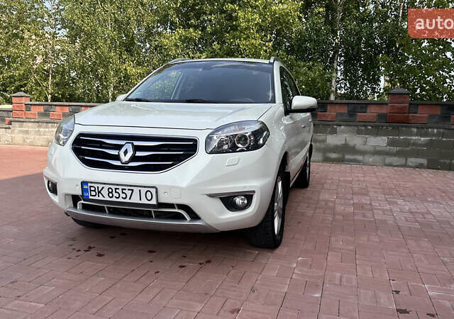 Білий Рено Колеос, об'ємом двигуна 2.49 л та пробігом 142 тис. км за 11299 $, фото 24 на Automoto.ua