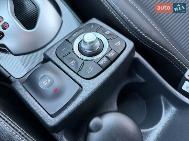 Білий Рено Колеос, об'ємом двигуна 2 л та пробігом 180 тис. км за 12300 $, фото 71 на Automoto.ua