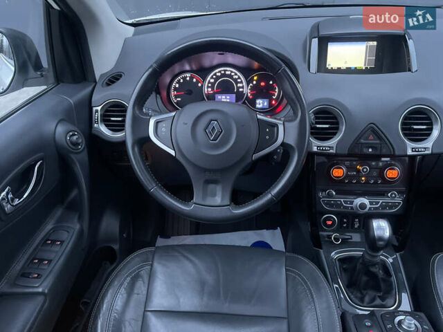 Белый Рено Колеос, объемом двигателя 2 л и пробегом 131 тыс. км за 13800 $, фото 17 на Automoto.ua