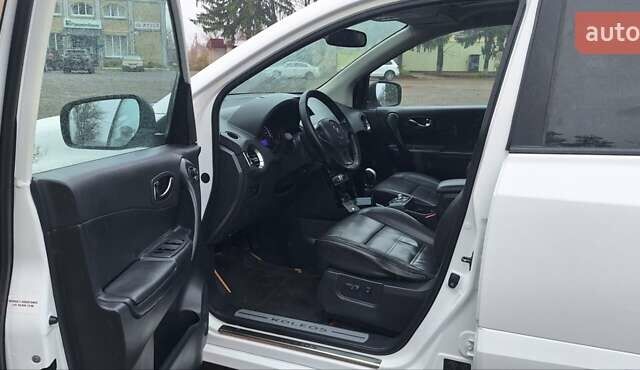 Белый Рено Колеос, объемом двигателя 2 л и пробегом 182 тыс. км за 13300 $, фото 10 на Automoto.ua