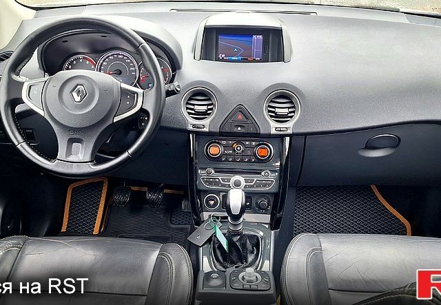 Белый Рено Колеос, объемом двигателя 2 л и пробегом 182 тыс. км за 13300 $, фото 11 на Automoto.ua