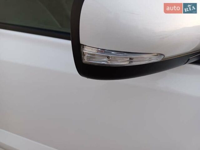 Білий Рено Колеос, об'ємом двигуна 2 л та пробігом 187 тис. км за 11899 $, фото 7 на Automoto.ua
