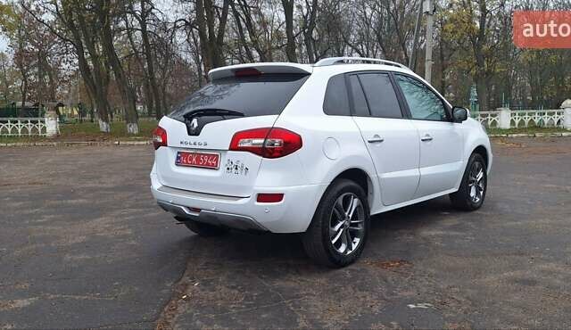 Белый Рено Колеос, объемом двигателя 2 л и пробегом 182 тыс. км за 13300 $, фото 6 на Automoto.ua