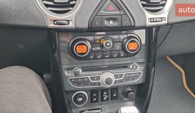 Белый Рено Колеос, объемом двигателя 2 л и пробегом 182 тыс. км за 13300 $, фото 114 на Automoto.ua