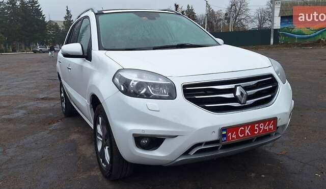 Белый Рено Колеос, объемом двигателя 2 л и пробегом 182 тыс. км за 13300 $, фото 38 на Automoto.ua