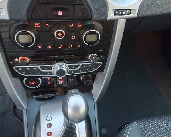 Білий Рено Колеос, об'ємом двигуна 2 л та пробігом 187 тис. км за 11899 $, фото 17 на Automoto.ua