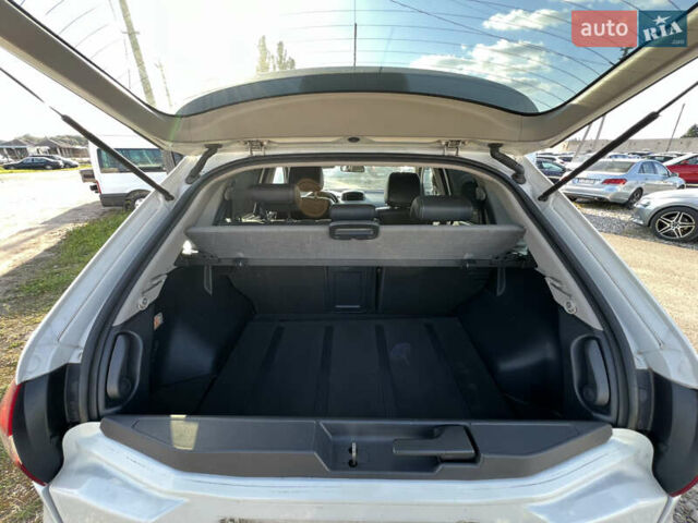 Белый Рено Колеос, объемом двигателя 2 л и пробегом 268 тыс. км за 6606 $, фото 4 на Automoto.ua