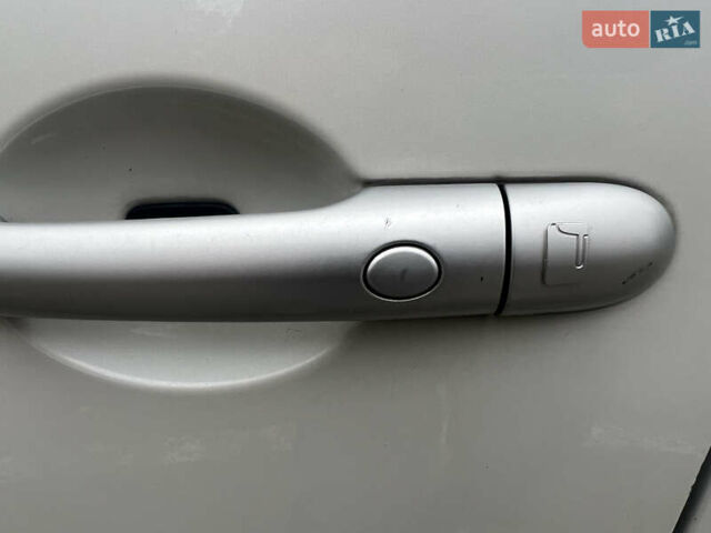 Рено Колеос 2013 в Конотопе на Automoto.ua Белый Рено Колеос, объемом двигателя 2 л и пробегом 254 тыс. км за 11700 $, фото 20 на Automoto.ua