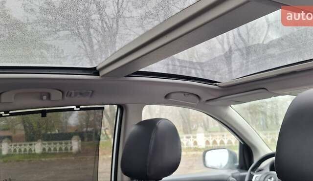 Белый Рено Колеос, объемом двигателя 2 л и пробегом 182 тыс. км за 13300 $, фото 89 на Automoto.ua