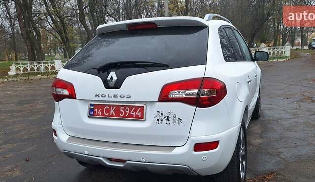 Белый Рено Колеос, объемом двигателя 2 л и пробегом 182 тыс. км за 13300 $, фото 40 на Automoto.ua
