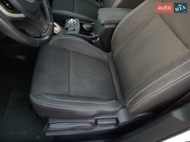 Білий Рено Колеос, об'ємом двигуна 2 л та пробігом 187 тис. км за 11899 $, фото 22 на Automoto.ua