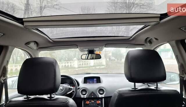 Белый Рено Колеос, объемом двигателя 2 л и пробегом 182 тыс. км за 13300 $, фото 9 на Automoto.ua