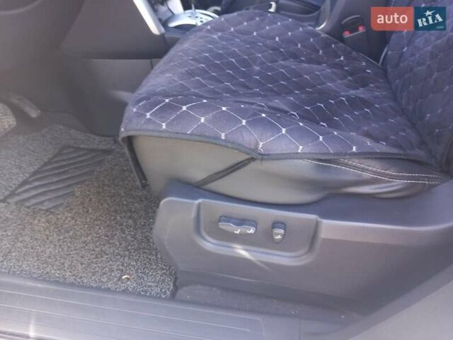 Белый Рено Колеос, объемом двигателя 2 л и пробегом 142 тыс. км за 10700 $, фото 11 на Automoto.ua