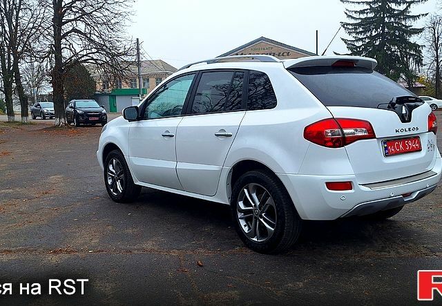 Белый Рено Колеос, объемом двигателя 2 л и пробегом 182 тыс. км за 13300 $, фото 6 на Automoto.ua