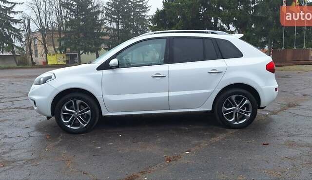 Белый Рено Колеос, объемом двигателя 2 л и пробегом 182 тыс. км за 13300 $, фото 98 на Automoto.ua