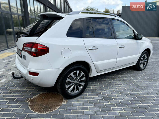 Белый Рено Колеос, объемом двигателя 2 л и пробегом 192 тыс. км за 15500 $, фото 12 на Automoto.ua