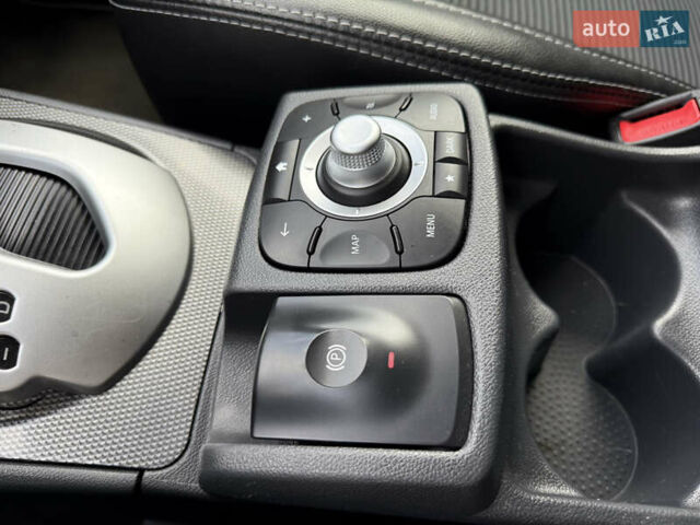 Белый Рено Колеос, объемом двигателя 2 л и пробегом 192 тыс. км за 15500 $, фото 29 на Automoto.ua