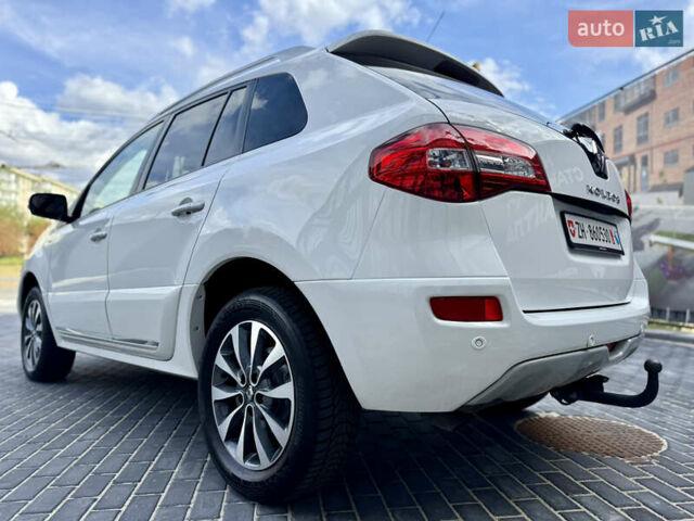 Белый Рено Колеос, объемом двигателя 2 л и пробегом 192 тыс. км за 15500 $, фото 6 на Automoto.ua