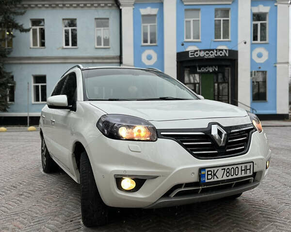 Белый Рено Колеос, объемом двигателя 2 л и пробегом 273 тыс. км за 11799 $, фото 2 на Automoto.ua