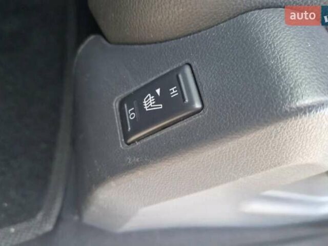 Рено Колеос 2014 в Киеве на Automoto.ua Белый Рено Колеос, объемом двигателя 2 л и пробегом 178 тыс. км за 13800 $, фото 13 на Automoto.ua