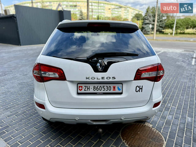 Белый Рено Колеос, объемом двигателя 2 л и пробегом 192 тыс. км за 15500 $, фото 8 на Automoto.ua