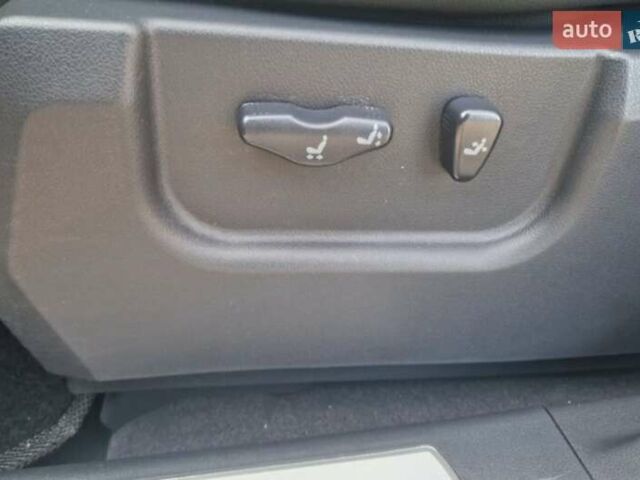 Рено Колеос 2014 в Киеве на Automoto.ua Белый Рено Колеос, объемом двигателя 2 л и пробегом 178 тыс. км за 13800 $, фото 17 на Automoto.ua