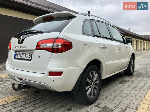 Білий Рено Колеос, об'ємом двигуна 2 л та пробігом 256 тис. км за 10900 $, фото 9 на Automoto.ua