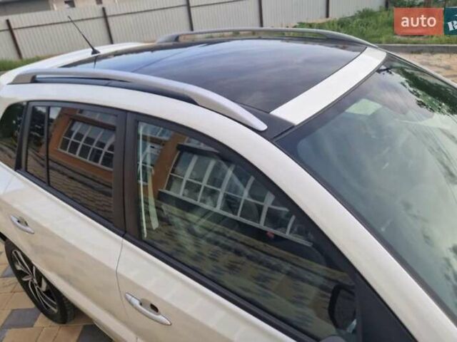 Рено Колеос 2014 в Киеве на Automoto.ua Белый Рено Колеос, объемом двигателя 2 л и пробегом 178 тыс. км за 13800 $, фото 4 на Automoto.ua