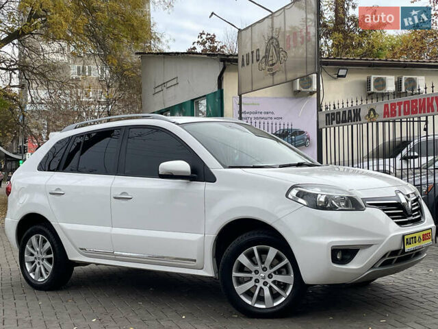 Белый Рено Колеос, объемом двигателя 2 л и пробегом 277 тыс. км за 12700 $, фото 2 на Automoto.ua