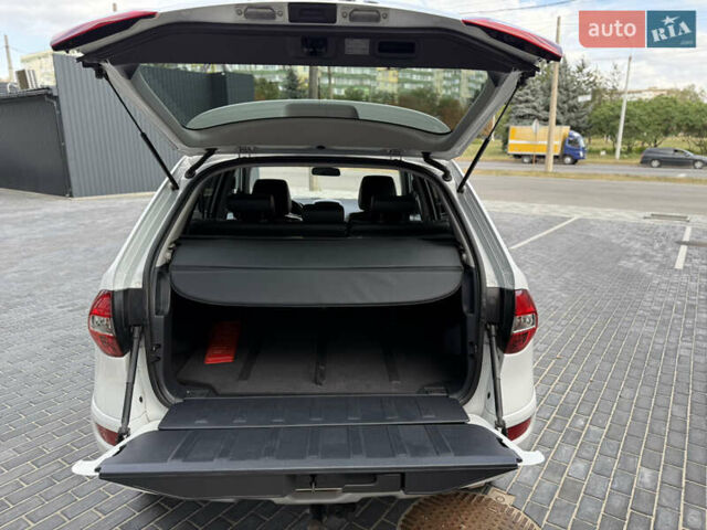 Белый Рено Колеос, объемом двигателя 2 л и пробегом 192 тыс. км за 15500 $, фото 39 на Automoto.ua