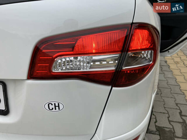 Білий Рено Колеос, об'ємом двигуна 2 л та пробігом 256 тис. км за 10900 $, фото 28 на Automoto.ua