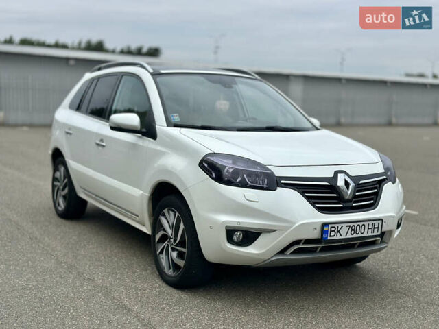 Белый Рено Колеос, объемом двигателя 2 л и пробегом 272 тыс. км за 11800 $, фото 3 на Automoto.ua