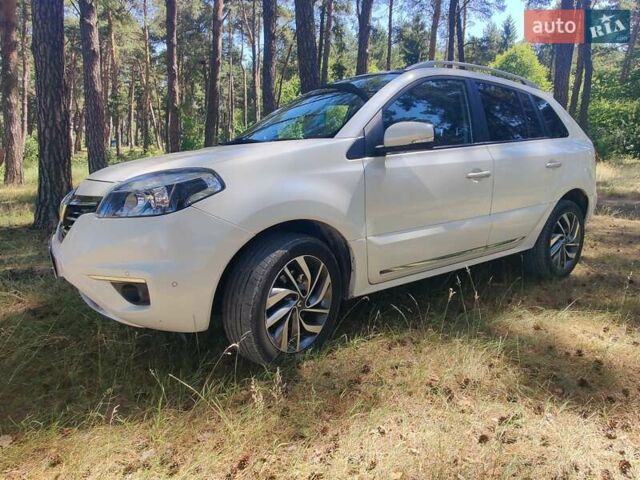 Білий Рено Колеос, об'ємом двигуна 2 л та пробігом 202 тис. км за 10700 $, фото 12 на Automoto.ua