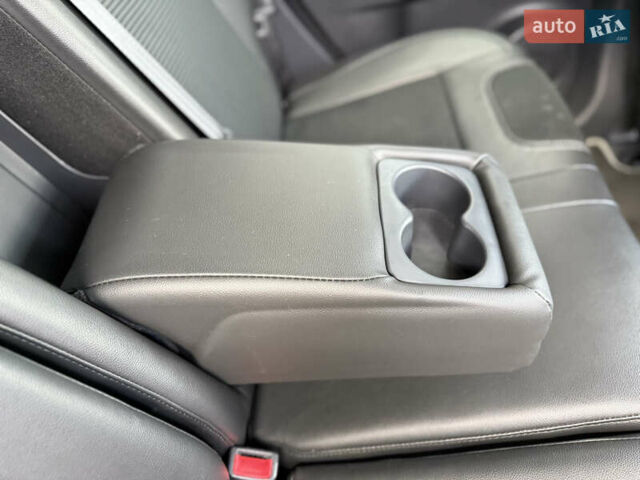 Белый Рено Колеос, объемом двигателя 2 л и пробегом 192 тыс. км за 15500 $, фото 43 на Automoto.ua