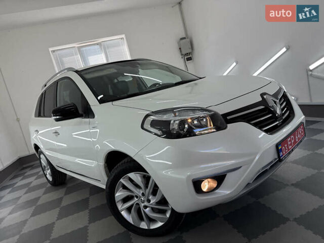 Белый Рено Колеос, объемом двигателя 2 л и пробегом 241 тыс. км за 13999 $, фото 3 на Automoto.ua