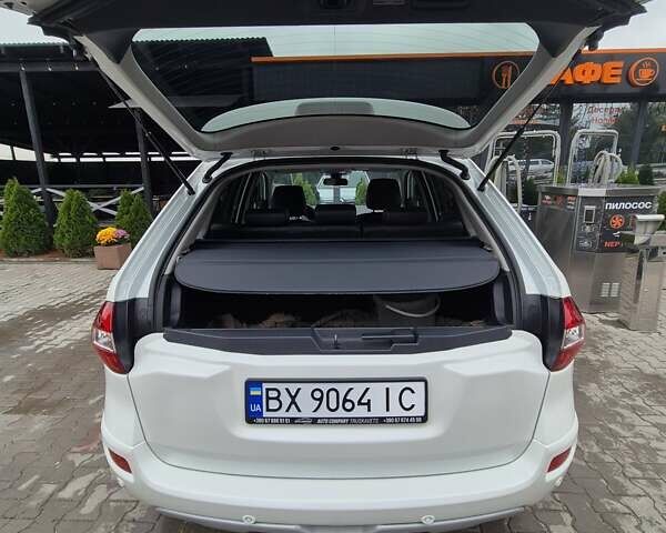 Білий Рено Колеос, об'ємом двигуна 2 л та пробігом 246 тис. км за 14199 $, фото 8 на Automoto.ua