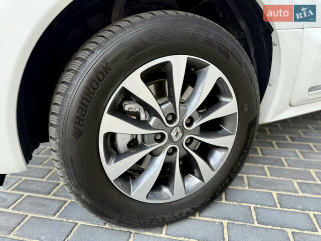 Белый Рено Колеос, объемом двигателя 2 л и пробегом 192 тыс. км за 15500 $, фото 21 на Automoto.ua