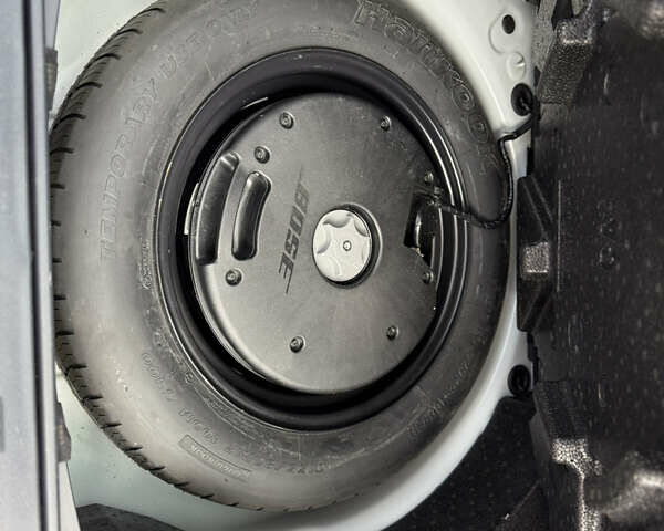 Белый Рено Колеос, объемом двигателя 2 л и пробегом 192 тыс. км за 15500 $, фото 41 на Automoto.ua