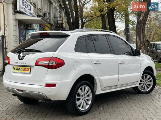 Белый Рено Колеос, объемом двигателя 2 л и пробегом 277 тыс. км за 12700 $, фото 1 на Automoto.ua