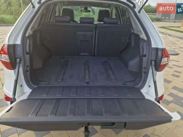 Рено Колеос 2014 в Киеве на Automoto.ua Белый Рено Колеос, объемом двигателя 2 л и пробегом 178 тыс. км за 13800 $, фото 5 на Automoto.ua