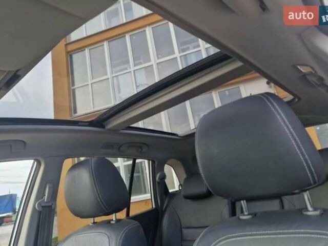 Рено Колеос 2014 в Киеве на Automoto.ua Белый Рено Колеос, объемом двигателя 2 л и пробегом 178 тыс. км за 13800 $, фото 11 на Automoto.ua