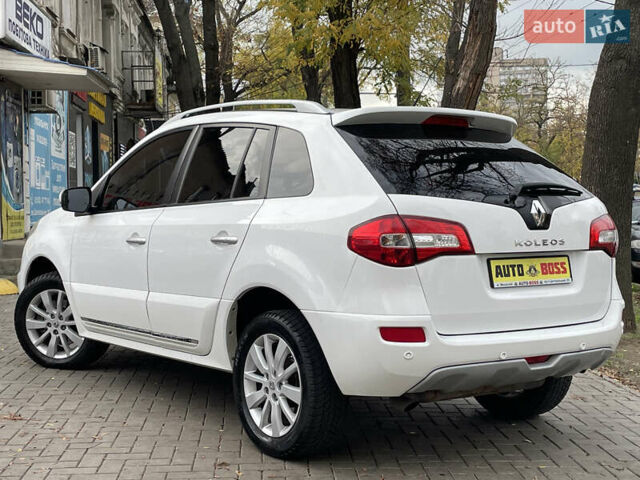 Белый Рено Колеос, объемом двигателя 2 л и пробегом 277 тыс. км за 12700 $, фото 5 на Automoto.ua