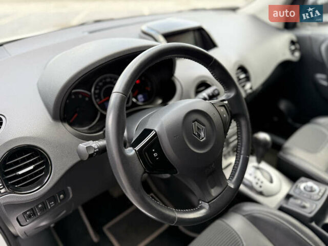 Белый Рено Колеос, объемом двигателя 2 л и пробегом 192 тыс. км за 15500 $, фото 28 на Automoto.ua