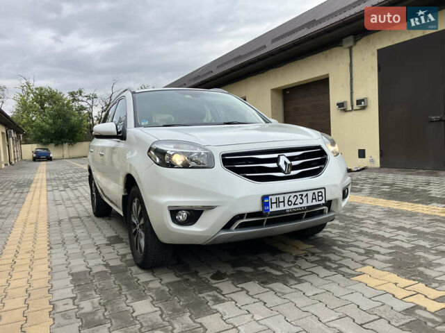 Білий Рено Колеос, об'ємом двигуна 2 л та пробігом 256 тис. км за 10900 $, фото 12 на Automoto.ua